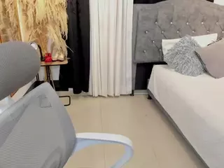 SophieDuvall's Live Sex Cam Show