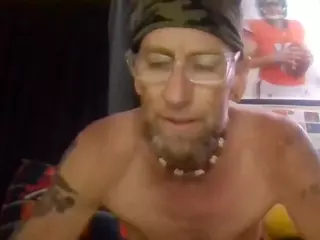 StuffClouds's Live Sex Cam Show