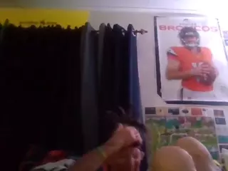 StuffClouds's Live Sex Cam Show