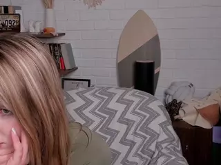 AinsleyBrookhouse's Live Sex Cam Show