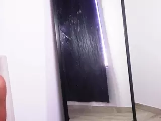 Auroraax1's Live Sex Cam Show