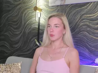 Bella-Stewart's Live Sex Cam Show