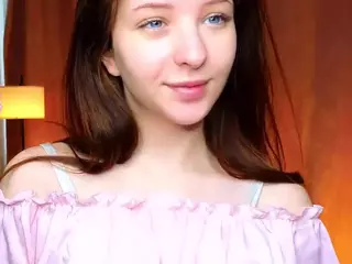 CateBlaze's Live Sex Cam Show