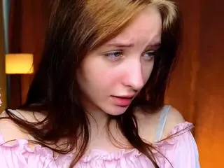 CateBlaze's Live Sex Cam Show