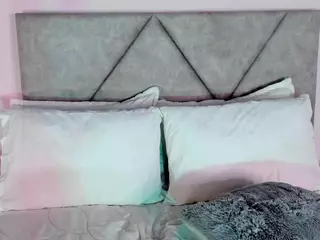 CharlotteCrosby's Live Sex Cam Show
