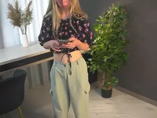 Hollis's Live Sex Cam Show