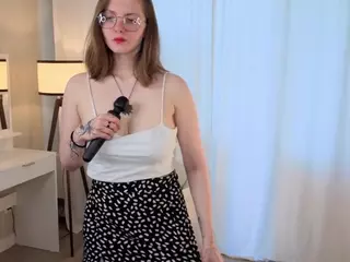 Amina's Live Sex Cam Show