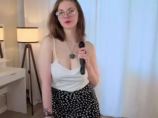 Amina's Live Sex Cam Show
