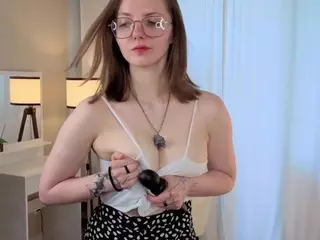 Amina's Live Sex Cam Show
