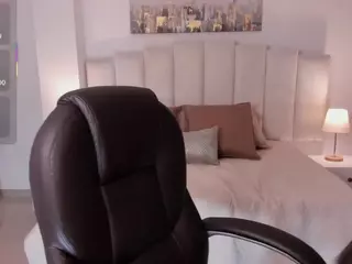 Kate-rous's Live Sex Cam Show