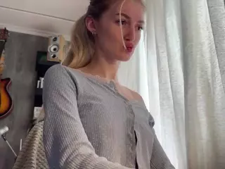 LilithTreasure's Live Sex Cam Show