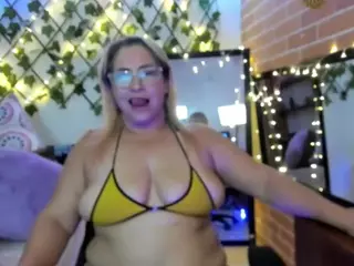 majalopez's Live Sex Cam Show
