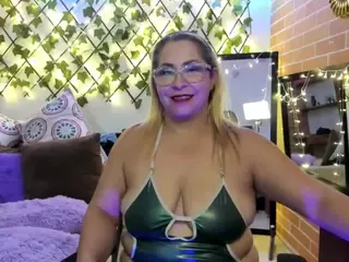 majalopez's Live Sex Cam Show