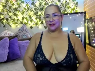 majalopez's Live Sex Cam Show