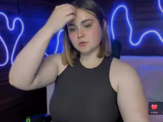 melani-first's Live Sex Cam Show