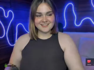 melani-first's Live Sex Cam Show