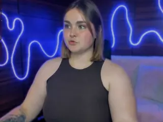 melani-first's Live Sex Cam Show
