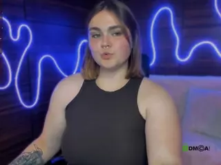 melani-first's Live Sex Cam Show