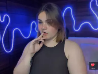 melani-first's Live Sex Cam Show