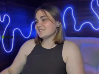 melani-first's Live Sex Cam Show