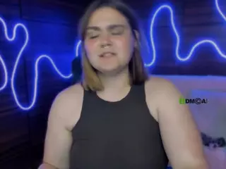 melani-first's Live Sex Cam Show