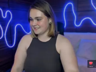melani-first's Live Sex Cam Show