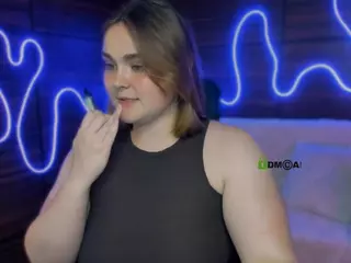 melani-first's Live Sex Cam Show