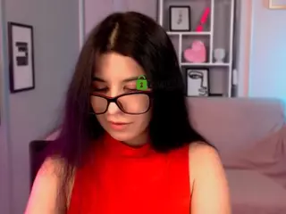 melani-first's Live Sex Cam Show