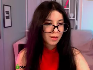 melani-first's Live Sex Cam Show