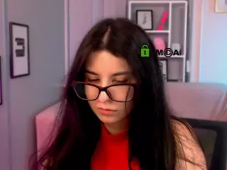 melani-first's Live Sex Cam Show