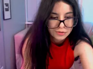 melani-first's Live Sex Cam Show