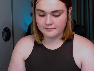 melani-first's Live Sex Cam Show