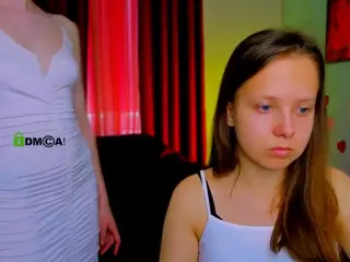 melani-first's Live Sex Cam Show