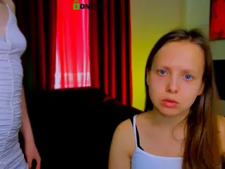 melani-first's Live Sex Cam Show