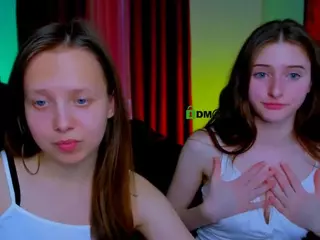 melani-first's Live Sex Cam Show