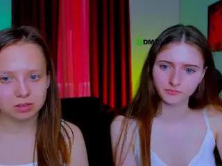 melani-first's Live Sex Cam Show