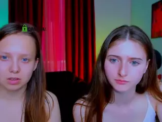 melani-first's Live Sex Cam Show