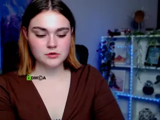 melani-first's Live Sex Cam Show