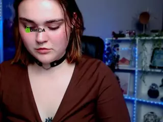 melani-first's Live Sex Cam Show