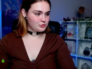 melani-first's Live Sex Cam Show