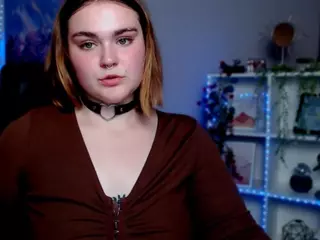 melani-first's Live Sex Cam Show