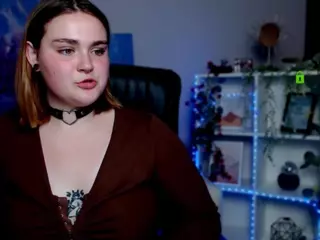 melani-first's Live Sex Cam Show