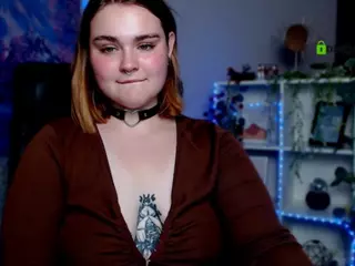 melani-first's Live Sex Cam Show