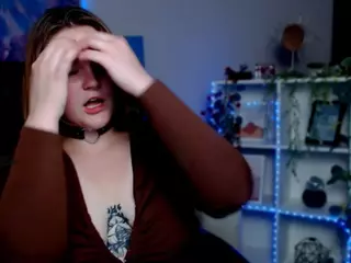 melani-first's Live Sex Cam Show