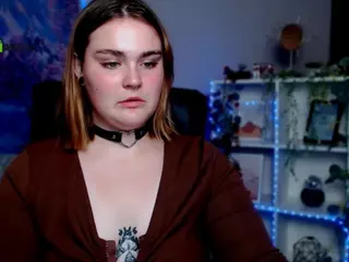 melani-first's Live Sex Cam Show