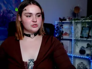 melani-first's Live Sex Cam Show
