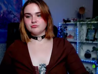 melani-first's Live Sex Cam Show