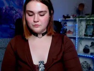 melani-first's Live Sex Cam Show