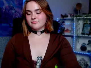 melani-first's Live Sex Cam Show