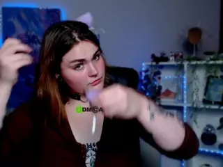 melani-first's Live Sex Cam Show